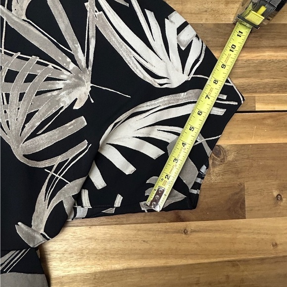 H by Halston Black Taupe Palm Floral Tropical Print Dolman Sleeve Dress Size 12 - Picture 11 of 12